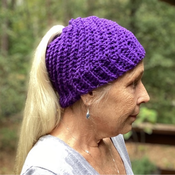 Hat Messy Bun Ponytail Hand Crafted Purple Beanie Crochet Spiral Bow - Picture 2 of 16